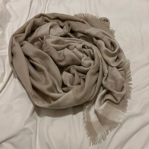 H&M blanket scarf